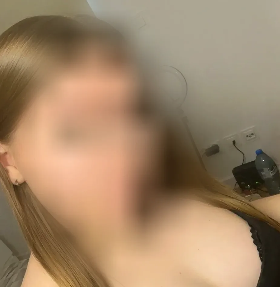 Elisa, 22