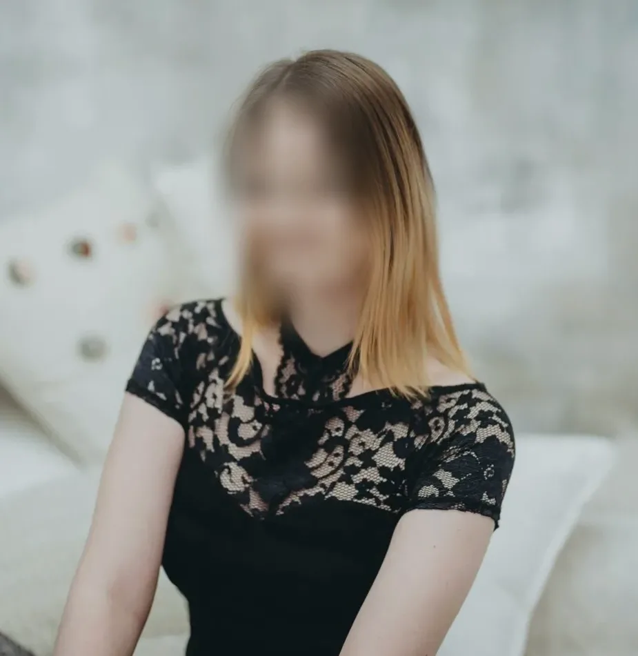 Klara, 24
