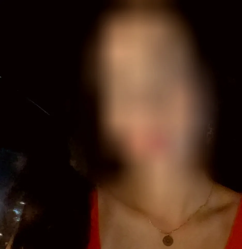 Lotta, 23
