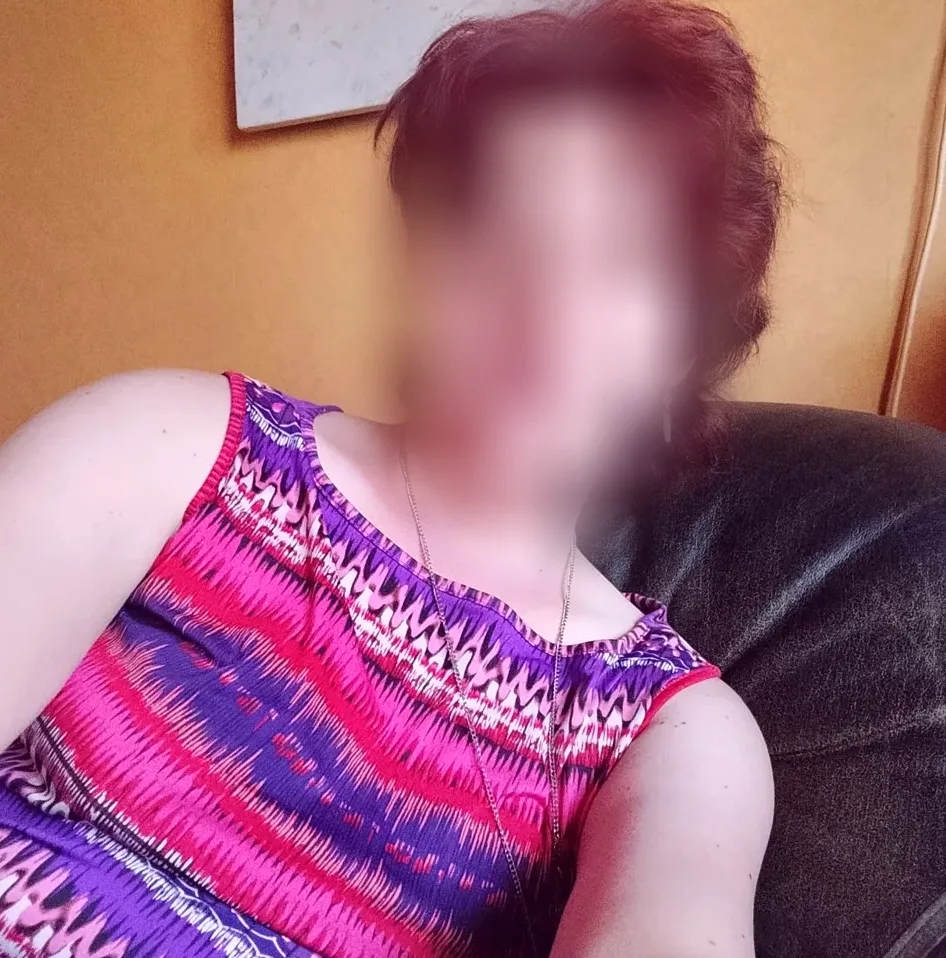 Marie, 35
